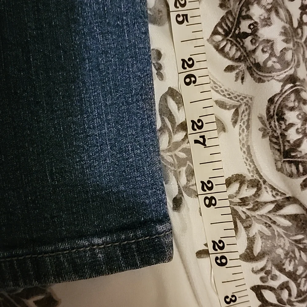 Jeans - Picture 3 of 5